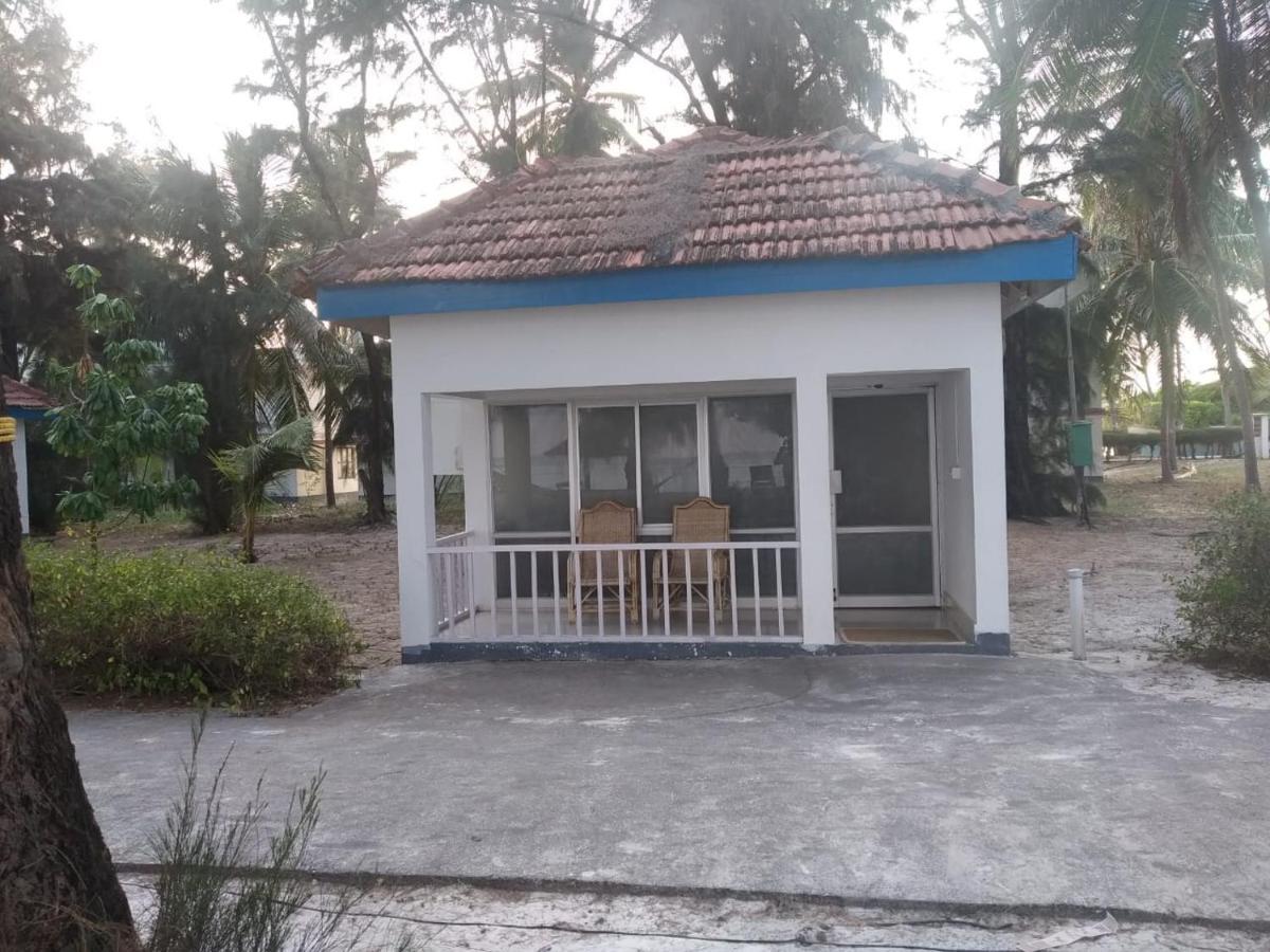 Kadmath Beach Resort Kadmath Island Exterior foto